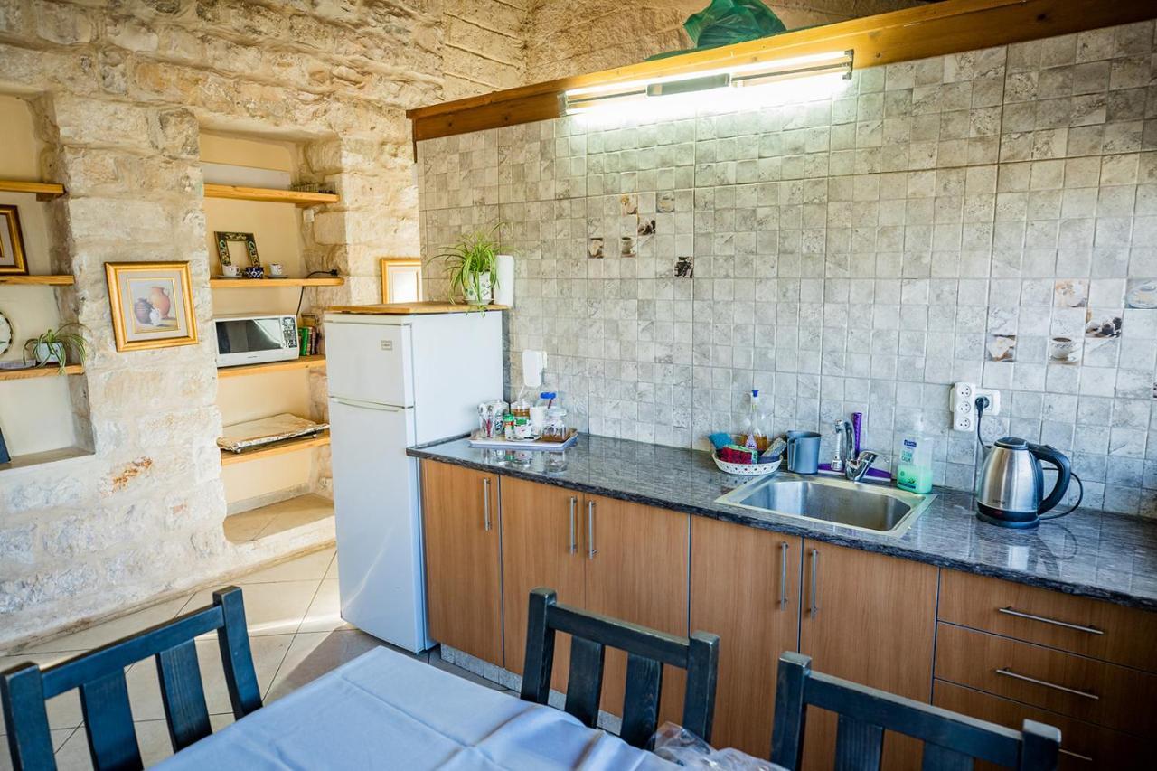 Inn Tzfat Цфат Экстерьер фото